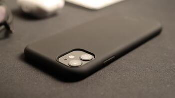 Swissten Soft Joy Case Чехол для Samsung Galaxy S24 Черный (34500348)