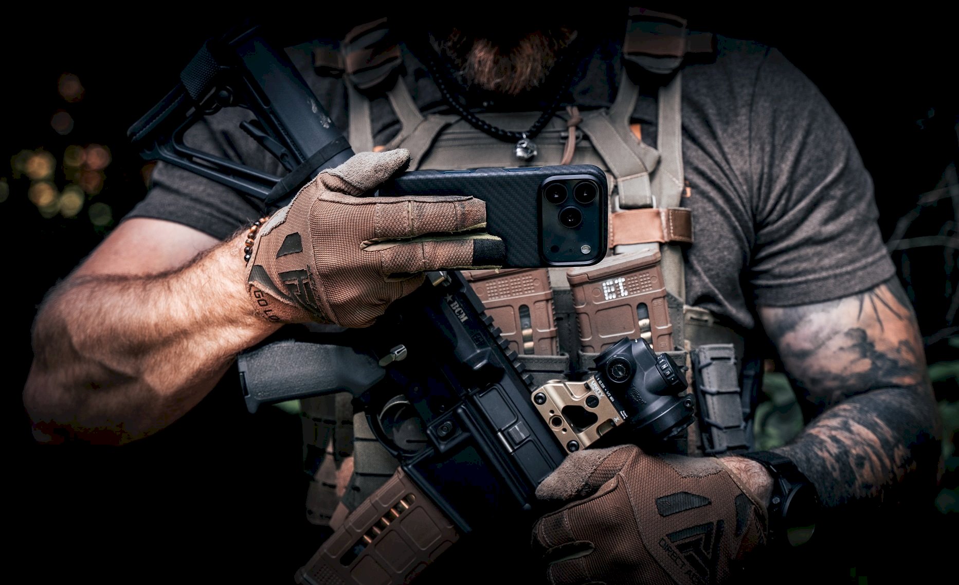 Tactical MagForce Aramid Cover Aizsargapvalks priekš Apple iPhone 17 Pro Max / 18 Pro Max melns (57983130939)