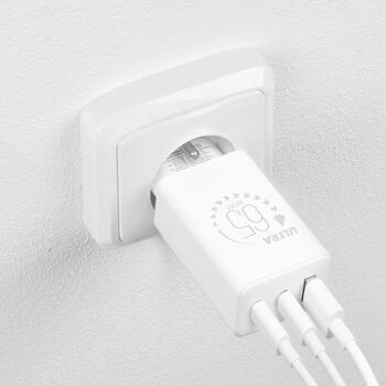 OBAL:ME GaN Wall Charger Зарядное устройство USB-A + 2x USB-C 65W / белый (OM65W2CA)