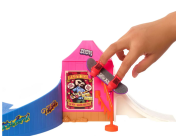 Hot Wheels Finger Skate Amusement Pirkstu Dēļu Komplekts (HGT95)