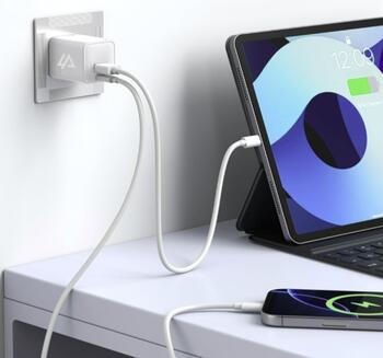 iPeax GaN USB-C / USB 3арядное устройство 35W (90010131)