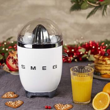 Smeg CJF11WHEU Соковыжималка 70W (CJF11WHEU)