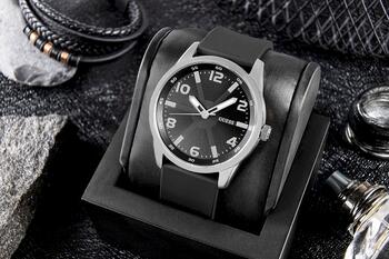 Guess GW0805G1 Vīriešu pulkstenis / melns - sudrabs (GW0805G1)