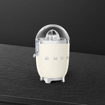 Smeg CJF11CREU Соковыжималка 70W (CJF11CREU)