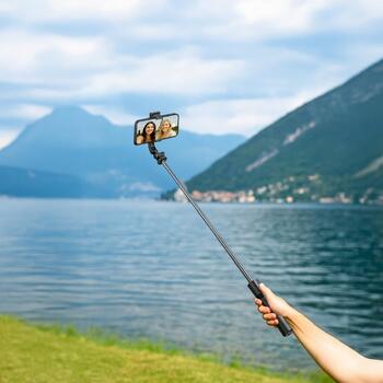 OBAL:ME SelfiePod Selfie Stick priekš mobilajiem telefoniem / melns (OMSP01B)
