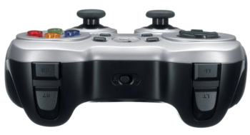 Logitech F710 Bezvadu Spēļu Kontrolieris (940-000145)