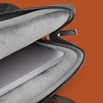 Uniq Torba Stockholm Klēpjdatora Soma 16