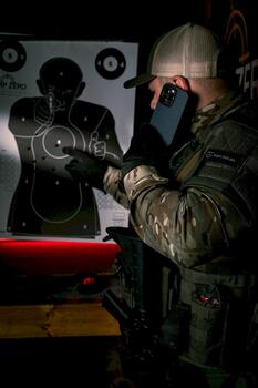 Tactical MagForce Hyperstealth Cover Защитный чехол для iPhone 16e / тёмно-синий (TA-57983124459)