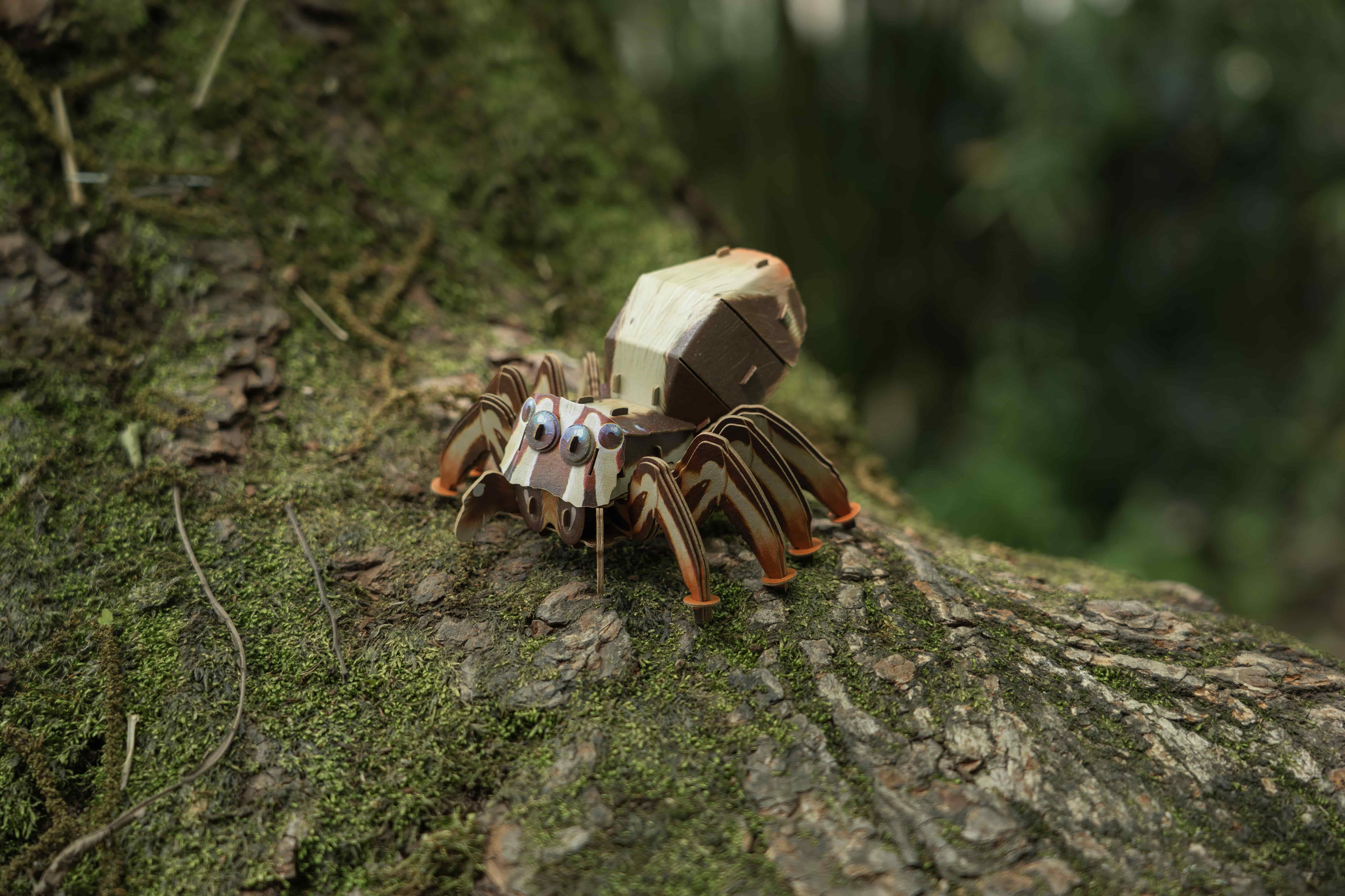 MAKEBUG 3D papīra puzle Lēcošais zirneklis, MB-D-0054