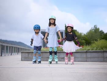 GLOBBER skrituļslidas Learning Skates 2 in 1, izmērs 30–33, piparmētru krāsas, 783-206