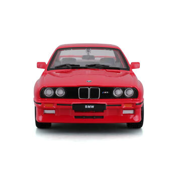 BBURAGO 1:24 Automašīnas modelis 1988 BMW 3 series M3, 18-21100 RD