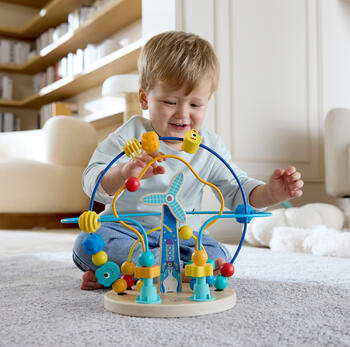 HAPE galaktikas pērlīšu labirints, E0525K