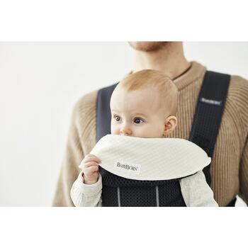 BABYBJÖRN Priekšautiņš 031121