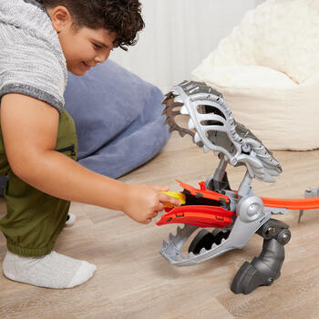 MONSTER JAM 1:64 rampa