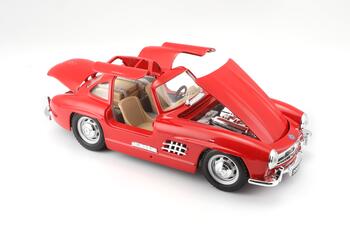 BBURAGO automašīna 1/24 Mercedes Benz 300 SL 1954, 18-22023