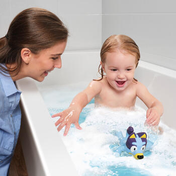 TOOMIES vannas rotaļlieta Swimming Bluey, E73548