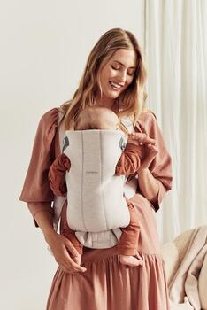 BABYBJÖRN ķengursoma MINI 3D JERSEY, light beige, 021087