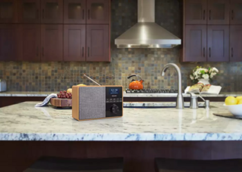 PHILIPS portatīvais radio DAB+/FM (TAR5505/10)