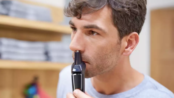 PHILIPS universālais trimmeris sejai un matiem  8 in 1 (MG3730/15)