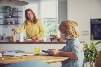 PHILIPS austiņas ar Bluetooth ar stīpu bērniem, baltas (TAK4607GY/00)
