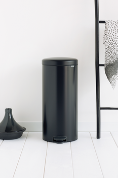 BRABANTIA atkritumu tvertne ar pedāli NewIcon, 30 l, Matt Black (114540)