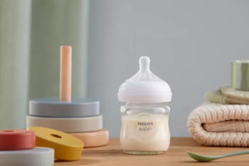 Philips Avent Natural Response stikla zīdaiņu pudelīte 125 ml, jaundzimušā knupītis, 0m+ (SCY930/01)