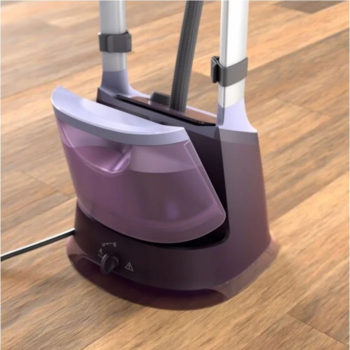 PHILIPS Tvaika gludeklis ar statīvu un iebūvētu StyleBoard, 2000W, violets (STE3180/30)