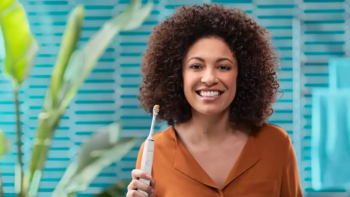 Sonicare zobu birste DiamondClean ar īpašu lietotni, balts/rozā zelts (HX9914/69)