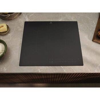 Electrolux indukcijas plīts virsma (EIT60433CT)