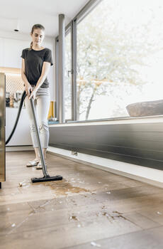 KARCHER WD 2 PLUS V-12/6/18/C putekļsūcējs (1.628-015.0) (WD 2 (1.628-015.0))
