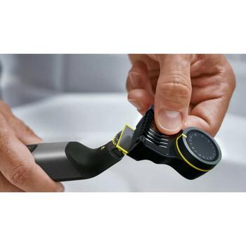 PHILIPS OneBlade Pro skuveklis, hroma (QP6652/61)