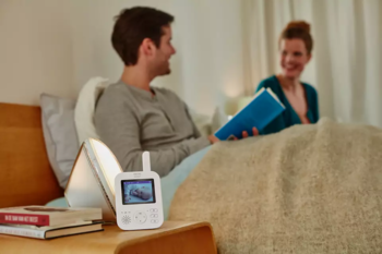 Philips Avent Digitālā video mazuļu uzraudzības ierīce ar 2.8 collu krāsu ekrānu (SCD881/26)
