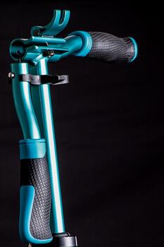 Six Degrees Scooter skrejritenis 230 mm un 215 mm, tirkīza (AU 514)