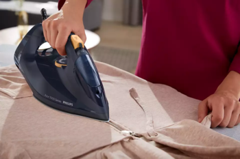PHILIPS 7000 sērijas Tvaika gludeklis, zila/dzeltena (DST7060/20)