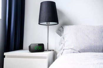 PHILIPS radio pulkstenis, melns (TAR3306/12)