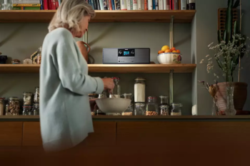 PHILIPS Mikro mūzikas sistēma ar Bluetooth, Interneta radio, DAB+, melna (TAM6805/10)