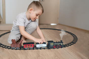 Koala Games G2599 Steam Cargo Train