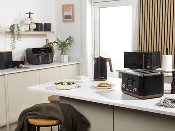 Salter EK5822BLKVDE Toronto Rapid Boil Kettle Black