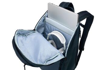 Thule 5583 Chasm laptop backpack 26L darkest blue