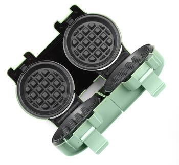 Giles & Posner EK5922GSGRVDE Double Waffle Maker