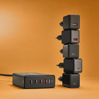 Hama 00201978 Charging Station With 3xUSB-C/2xUSB-A 140 W Black