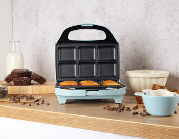 Giles & Posner EK5921GSBLVDE Cake Maker