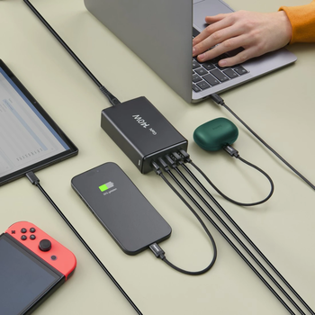Hama 00201978 Charging Station With 3xUSB-C/2xUSB-A 140 W Black