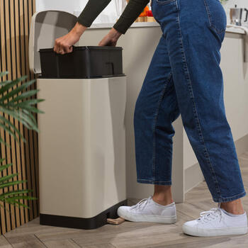 Salter BW14806 Pebble 50L Pedal Bin, Beige