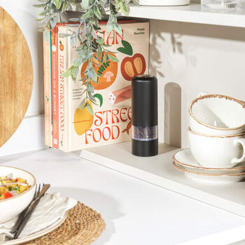 Salter BW12958EU7 Clarence Electric Salt & Pepper Mill Black
