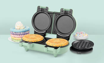 Giles & Posner EK5922GSGRVDE Double Waffle Maker