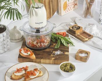 Salter EK6686CRMVDE Retro Food Chopper