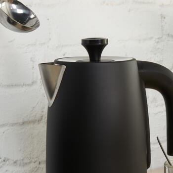Petra PT5632MBLKVDE 3KW Kettle Matte Black