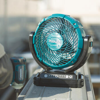 Makita akumulatora ventilators DCF102Z, 14,4/18V, 180mm, 4,6m³/min, 3 ātrumi, 45º svārstība, taimeris, Li-ion (DCF102Z)