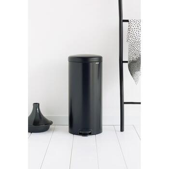 Brabantia NewIcon 114540 мусорное ведро с педалью, 30 л, нержавеющая сталь, матовый черный (114540)